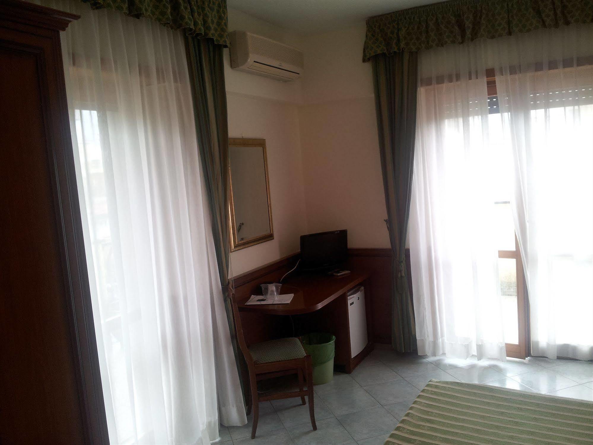 Hotel Octavia Roma Dış mekan fotoğraf